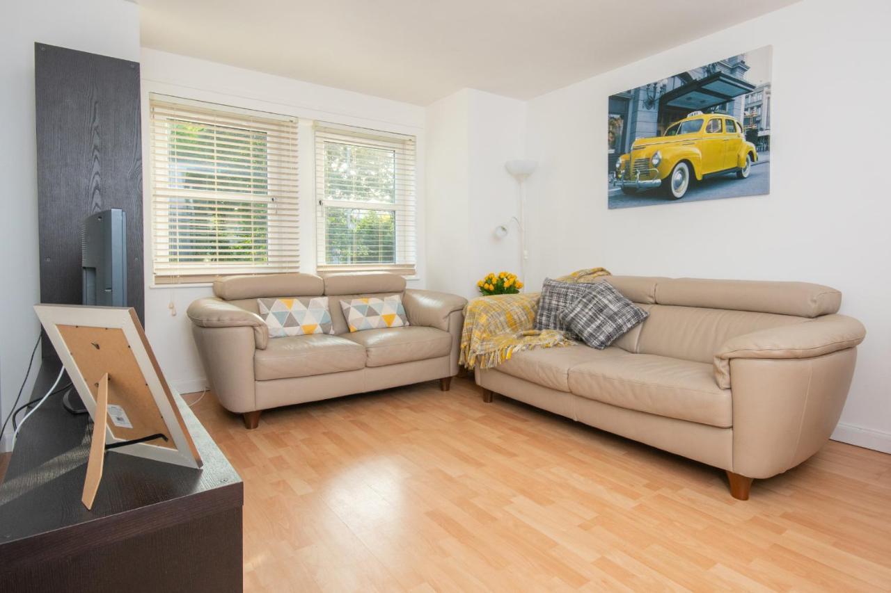 Dwellcome Home Ltd 2 Bedroom King & Double Central Apartment, Free Allocated Barrier Secured Parking Space At Rear Entrance & Fast Wifi, Ideal For Long Term Contractor, Corporate, Etc Stays, Regular Housekeeping Option - See Our Site For Assurance Aberdeen Exterior foto